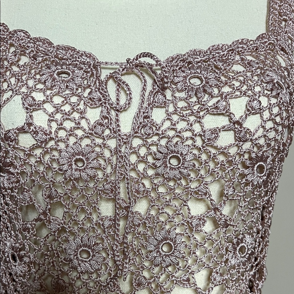 🌸🩷The Limited Crochet Lace Blouse in Light Purple - Picture 10 of 15